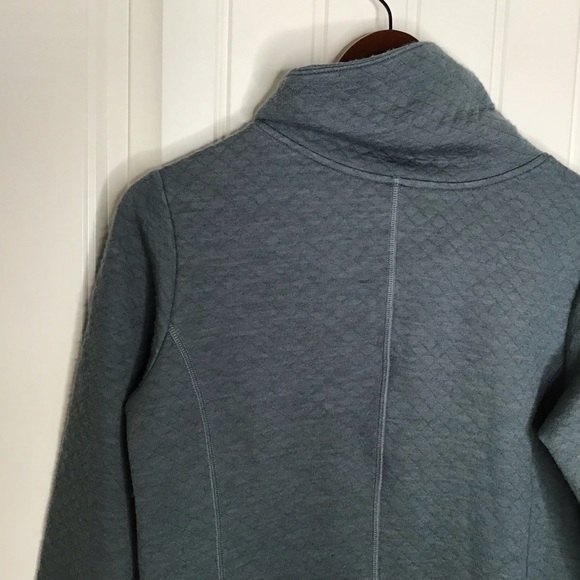 Kuhl Women's Athena Pullover in Pewter Green Size Medium. - Picture 10 of 16